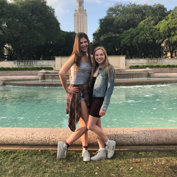 Meet your Posher, Ally - Picture 3 of 4